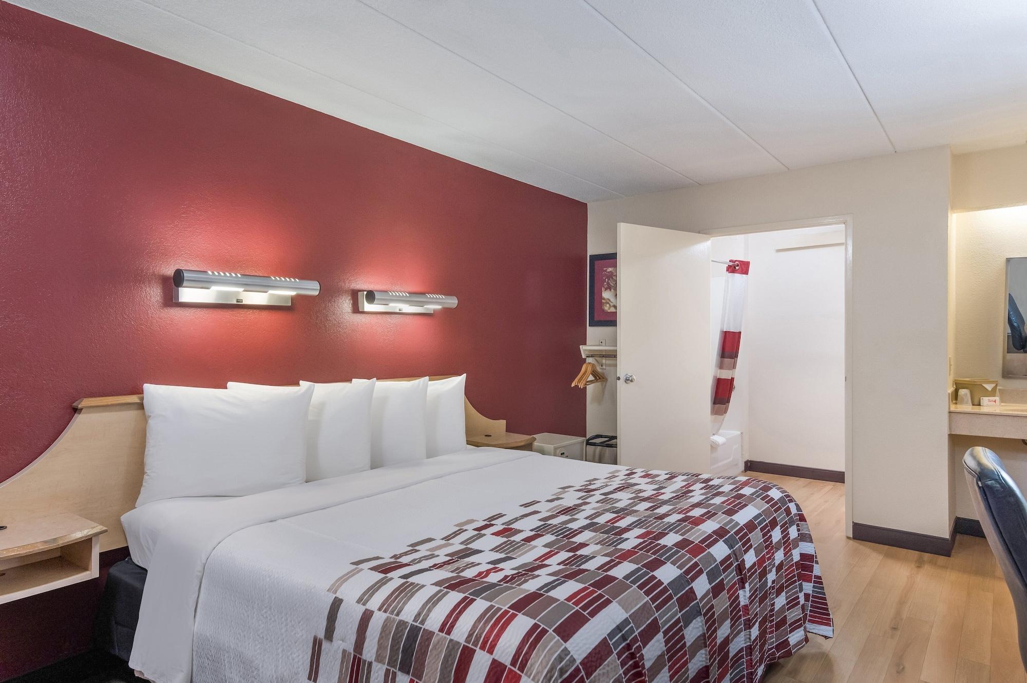 Red Roof Inn Philadelphia - Trevose Exterior photo